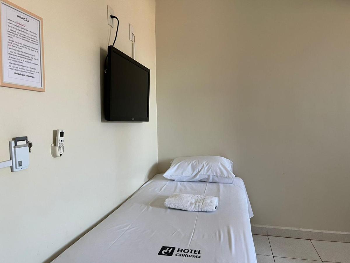 California Hotel 2*